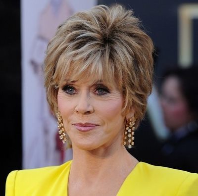 Hairstyles and Haircuts for Older Women to Try in 2023